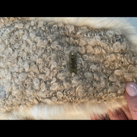 Furry hat/toque - Picture 5 of 6